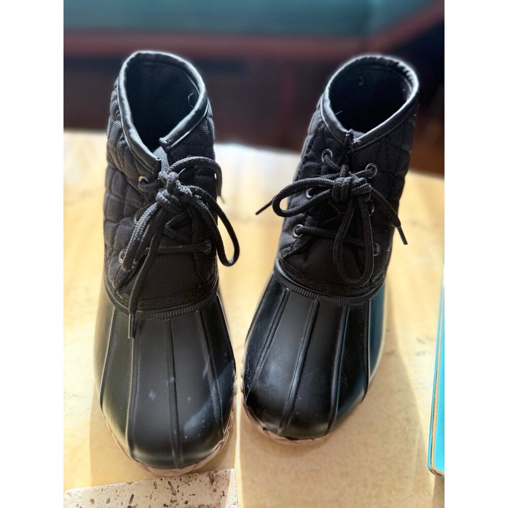 St John’s Bay Duck Boots Women’s Size 6 Black Waterproof Rain Boots